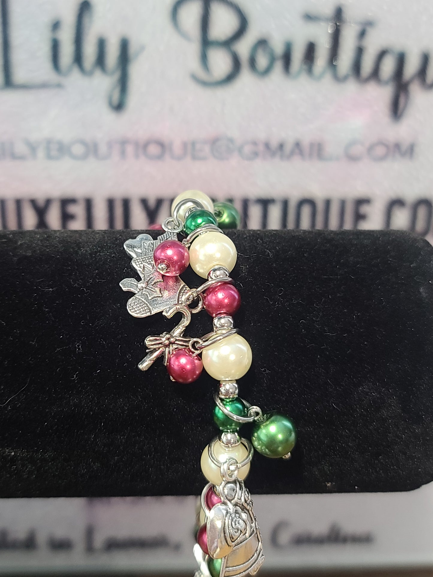 Christmas Bling Stretch Beaded Glass Pearl Bracelet with Charms