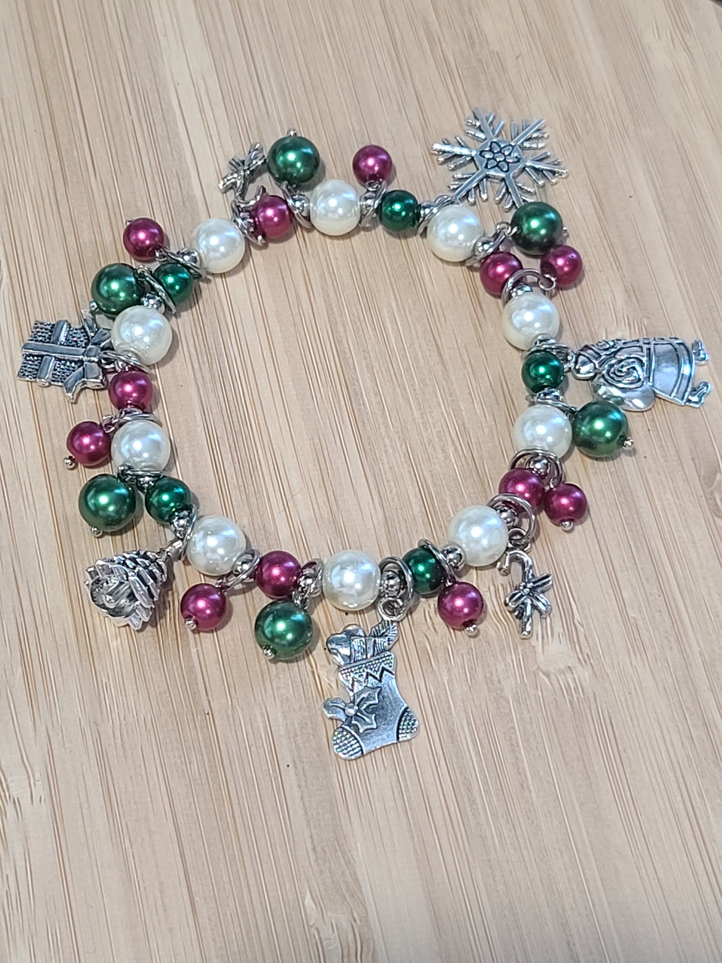 Christmas Bling Stretch Beaded Glass Pearl Bracelet with Charms