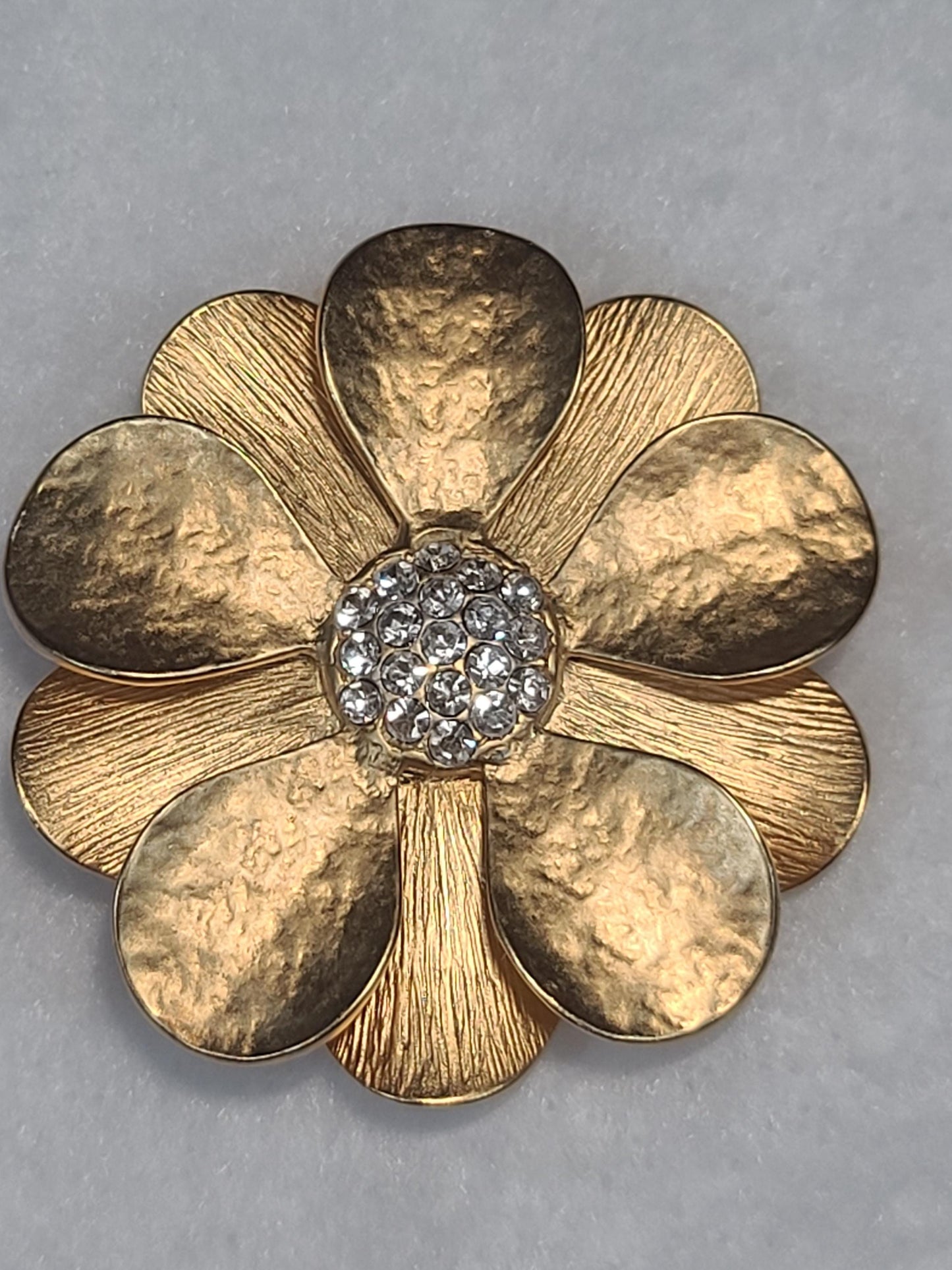 Premier Designs Matte Gold Tone Flower With Rhinestones Brooch Pin/Pendant