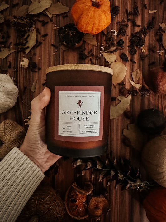 Gryffindor Beeswax Candle - Harry Potter